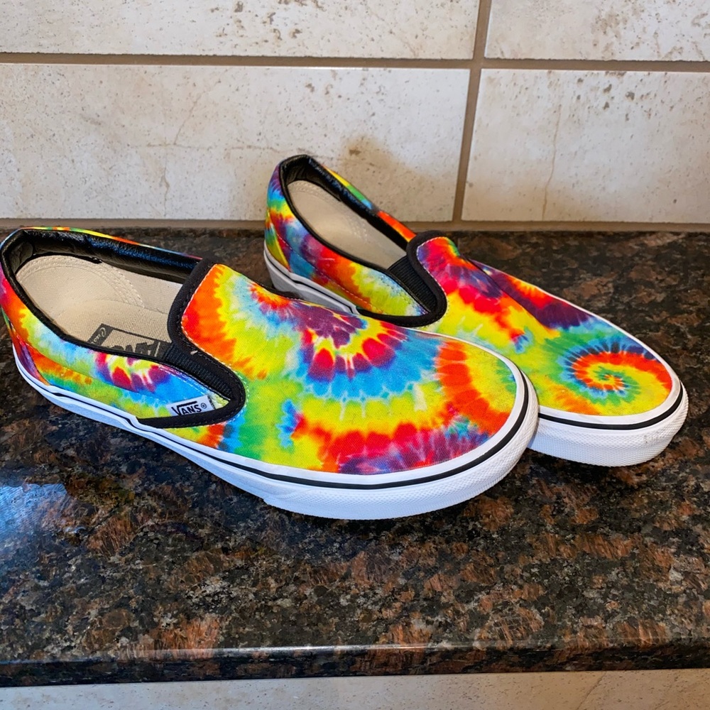 Tie dye woman’s Vans